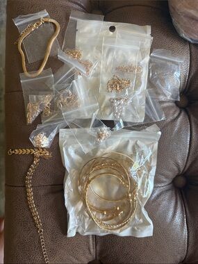 Assorted faux gold costume bangles and bracelets!